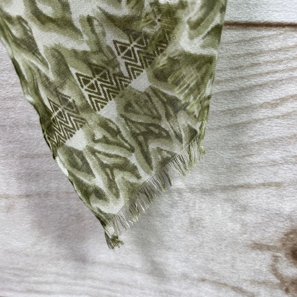 Funky Monkey Olive Green Ikat Print Viscose Shawl Wrap with Fringe 72x38 - Picture 5 of 7